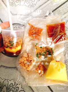 Bánh tráng bơ me