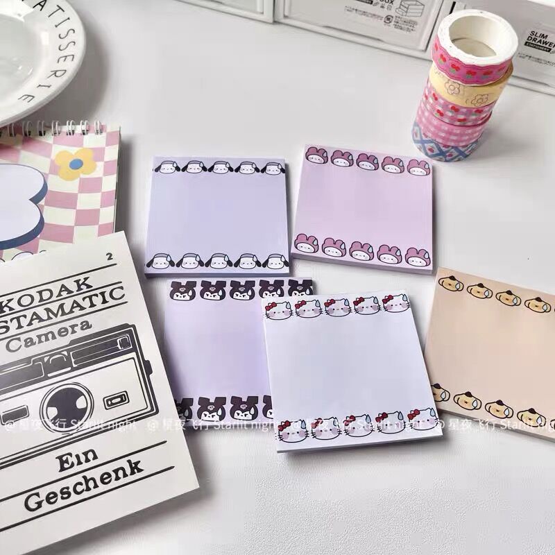 SANRIO Bộ 50 Tờ Giấy Ghi Chú Tự Dính Chống Thấm Mồ Hôi In Hình Biểu Tượng Cảm Xúc Dễ Thương