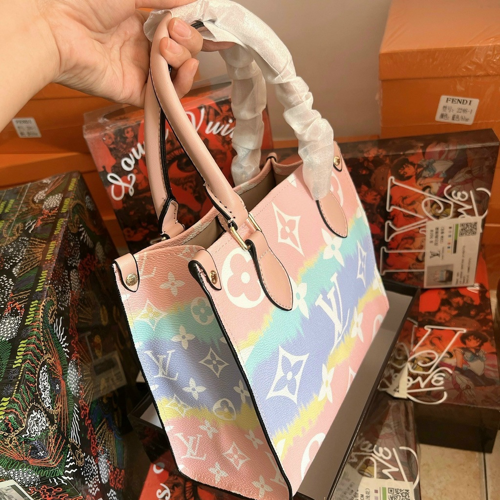 Túi xách cầu vồng họa tiết 𝐿𝑉 xanh lá size 23cm fullbox