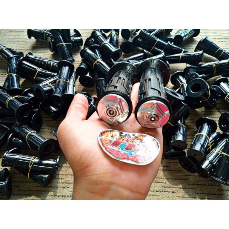 Bao tay nắm Daytona V2 kèm gù nhôm CNC