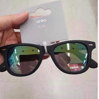 Kính mát trẻ em của Úc