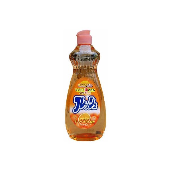Chai nước rửa bát chén hương cam 600ml Rocket