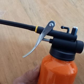 Bình châm nhớt inox kapusi