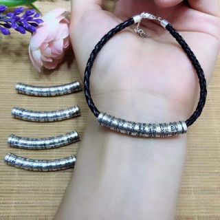 Charm bạc thái mix dây da.