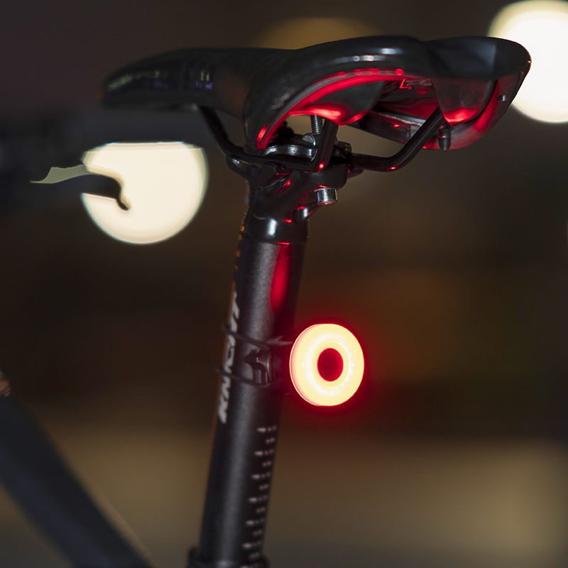 [Fulfilled by Shopee]Đèn led phanh Rockbros thông minh gắn đuôi xe đạp chống thấm nước có thể sạc lại