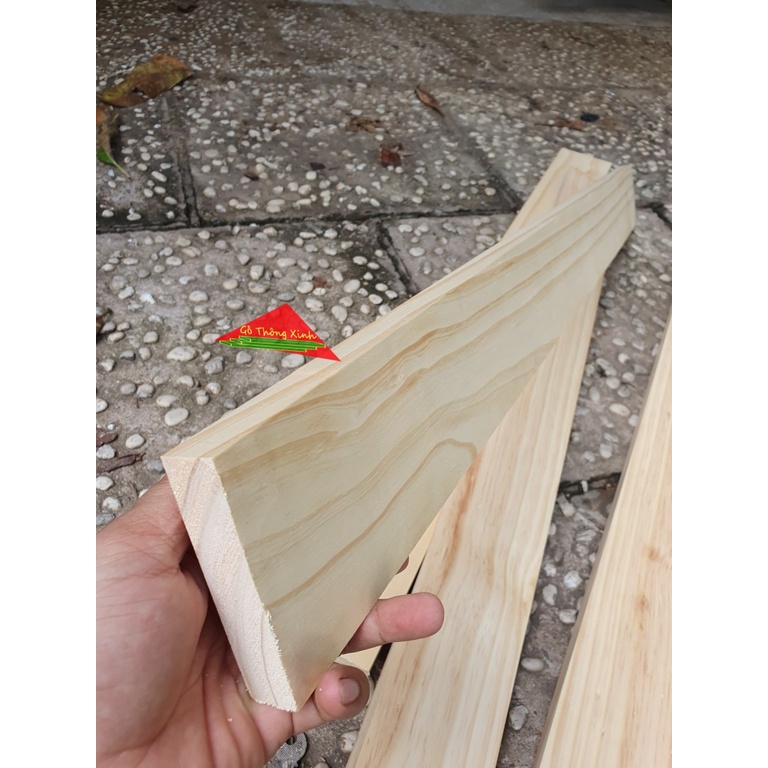 Thanh gỗ thông mới rộng 10cm,dài 1m2,dày 2cm được bào láng 4 mặt thích hợp làm kệ,decorde,ốp tường,chế DIY