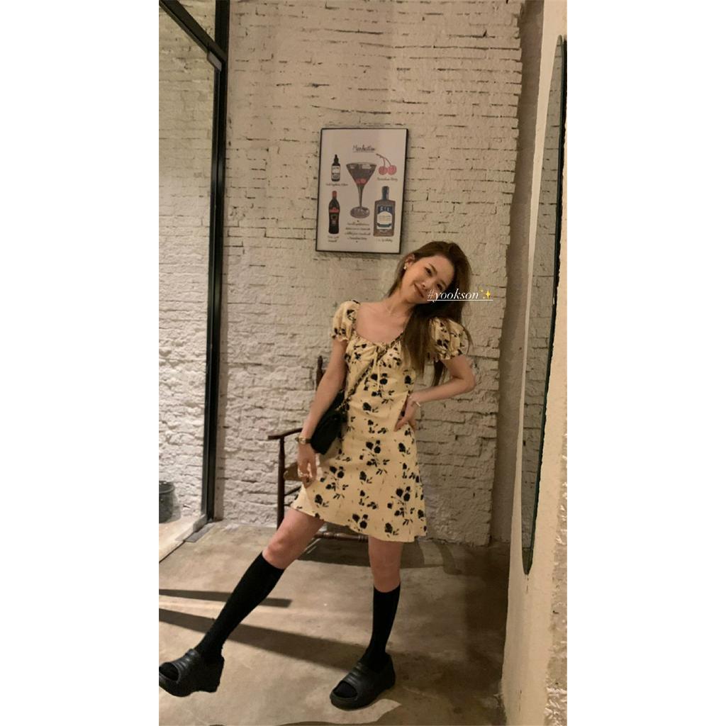 Đầm Hoa Cổ Vuông Cột Dây Dáng Ôm Thời Trang Quyến Rũ 64296