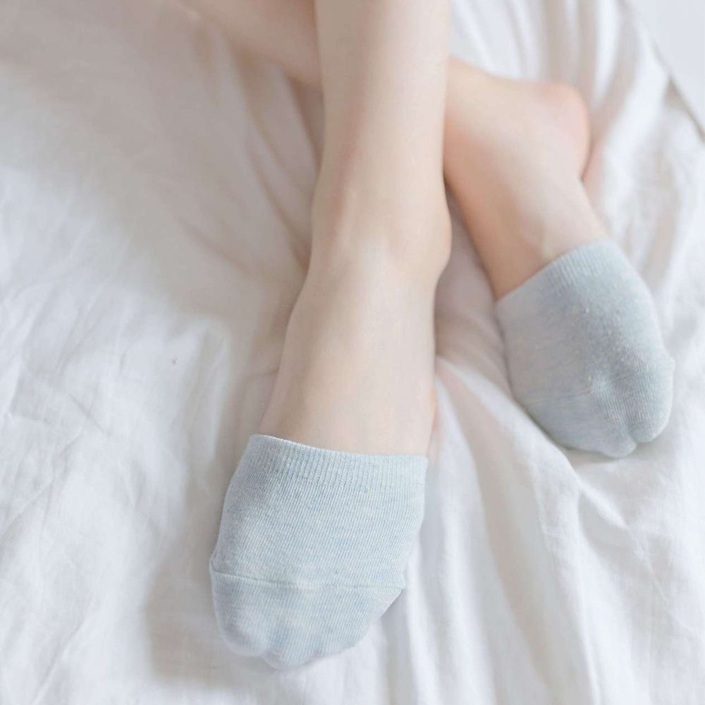 Đôi tất chân hở ngón thoáng khí mang giày cao gót cho nữ