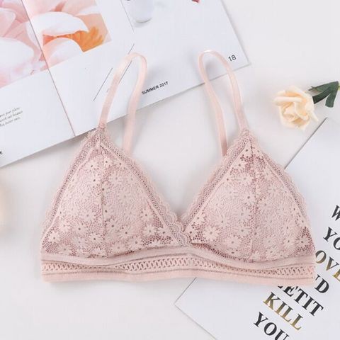 Áo bra nữ ren hoa cúc không gọng có đệm mỏng cao cấp - Wexuu Design BR05