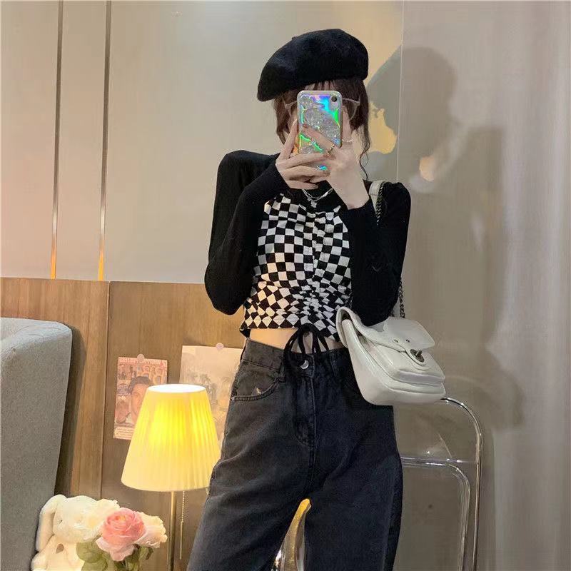 Two-piece t-shirt does not match, feels women's design, young people wear new autumn shirts, long and short sleeves, lower shirts.