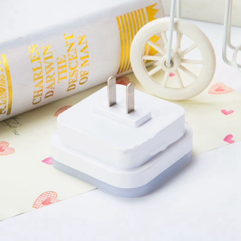 Đèn ngủ LED hình vuông cảm ứng tự động tắt mở, cảm biến ánh sáng cực tốt