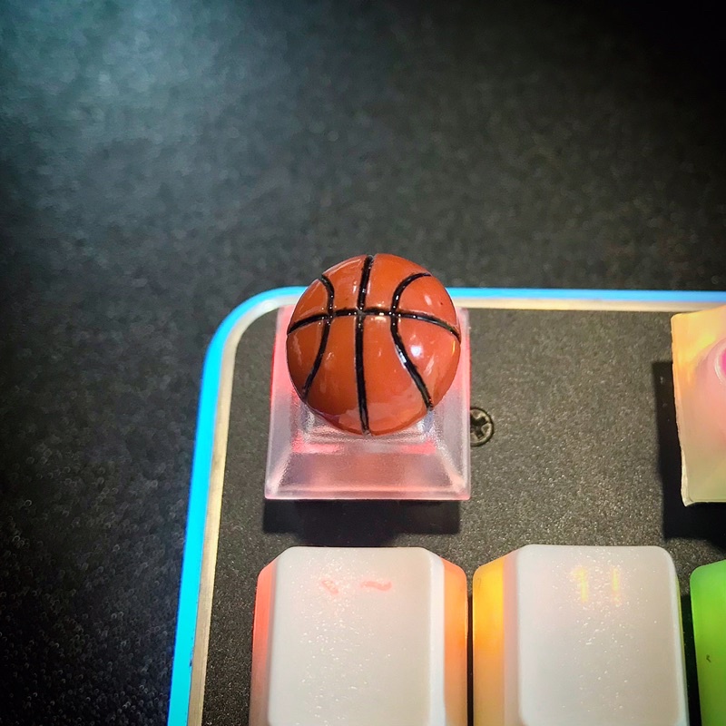 Keycap bóng rổ, bóng đá xuyên led 🏀⚽️ Keycaps basketball foodball handmade trang trí bàn phím cơ gaming