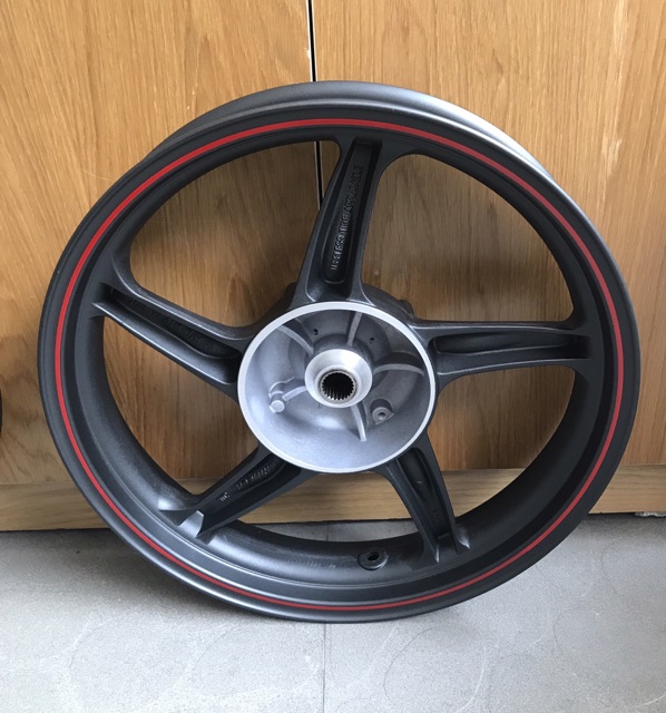 Mâm 5 cây kiếu Ý cho SH Việt