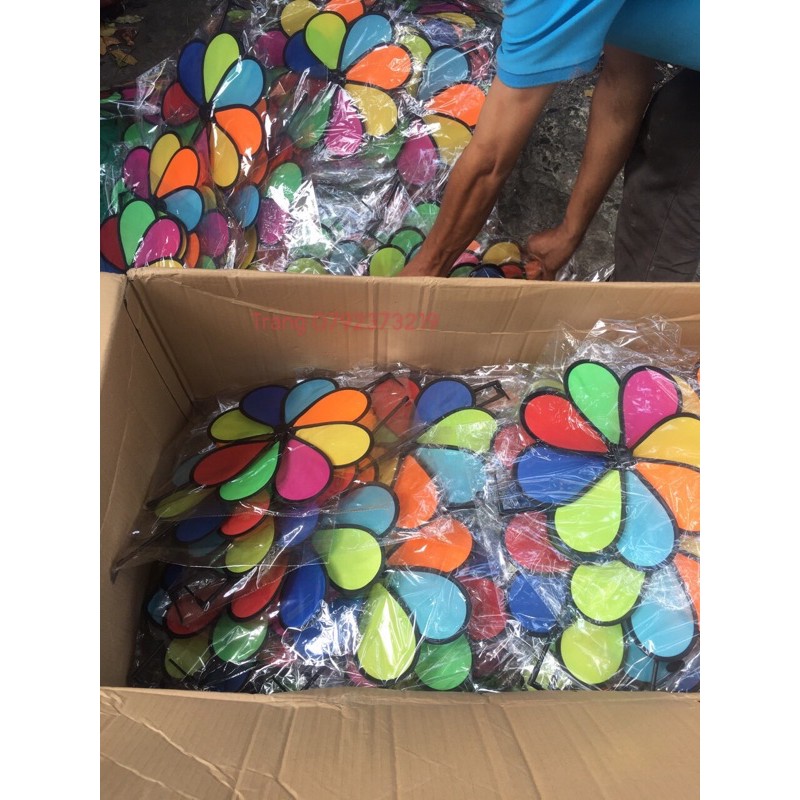 Trang trí xe trà sữa