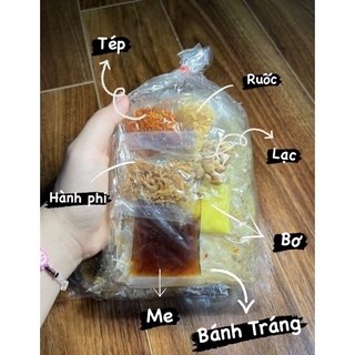 Bánh tráng thập cầm me bơ