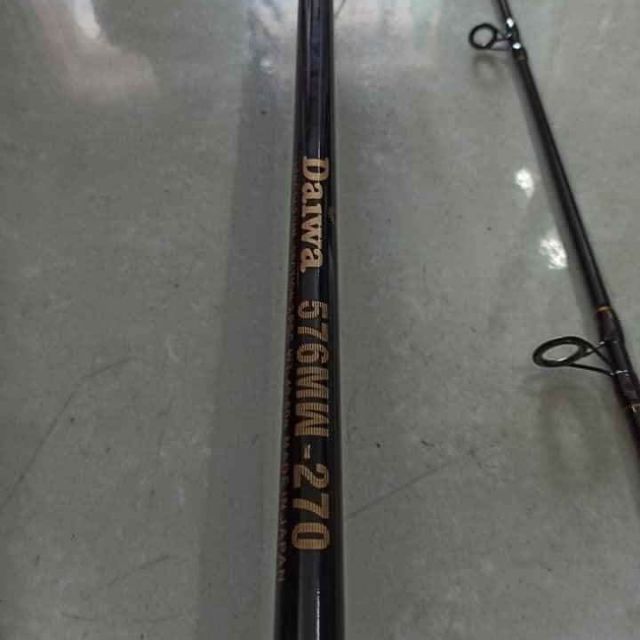 Cần 2 khúc Daiwa 576