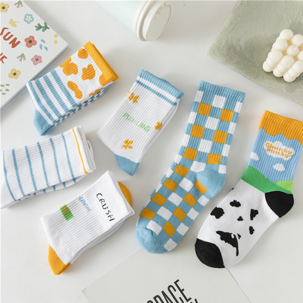 Tất nữ mềm mại co giãn in hình chú bò/ màu xanh dương đáng yêu