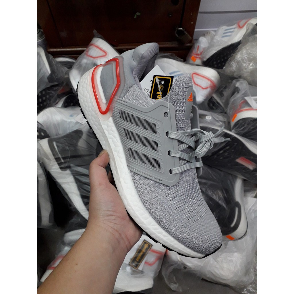 GIÀY THỂ THAO ULTRA BOOST 5.0 MẦU XÁM