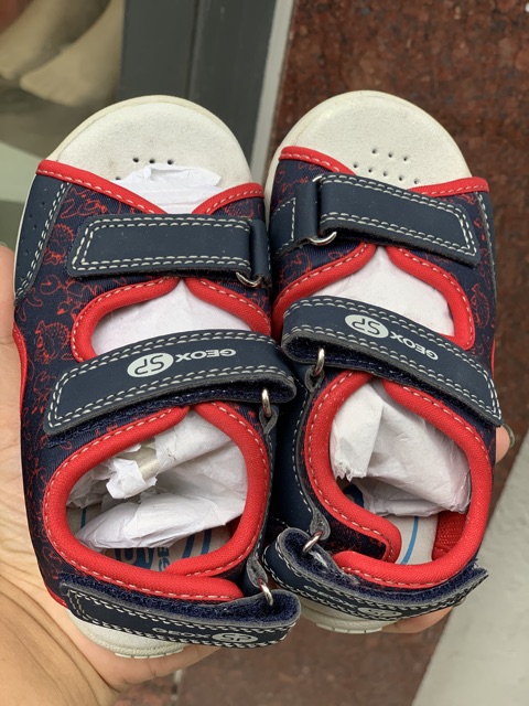 SALE Sandal biết thở Geox bé trai size 25