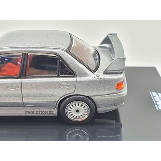 Xe Mô Hình Mitsubishi Lancer Evolution III GSR 1:64 Inno Models ( Xám)