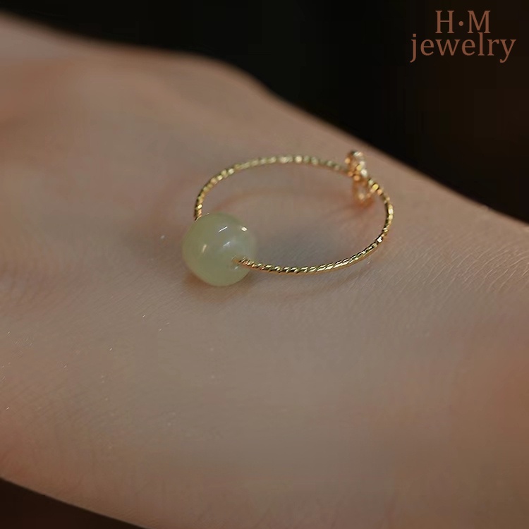 Nhẫn May Mắn Đính Đá Ngọc Bích Phong Cách Retro