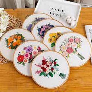 Set tranh thêu kèm khung