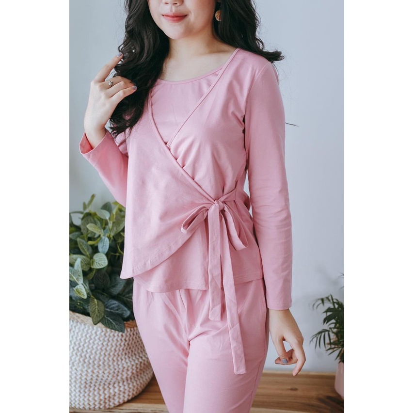 Bộ mặc sau sinh Hotmom - có thiết kế cho con bú Thiết kế có sẵn cúp ngực