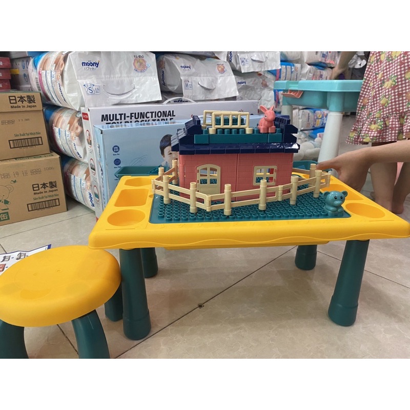 Bộ đồ chơi bàn học kèm Lego có ghế( quà Moony)