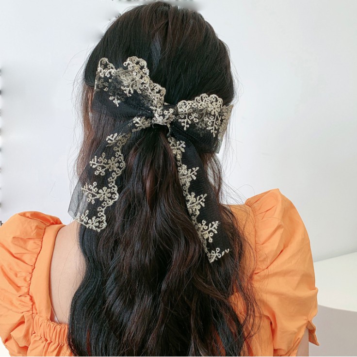 Kẹp nơ vải ren sang trọng Vintage KAH178