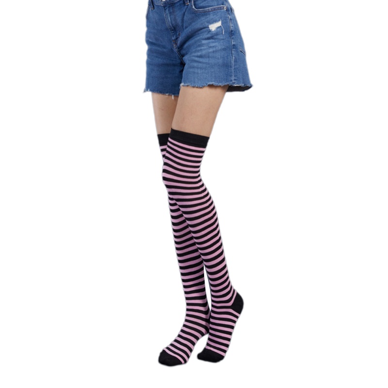 Tất Dài Qua Gối In Họa Tiết Giáng Sinh Dễ Thương Cho Nữ