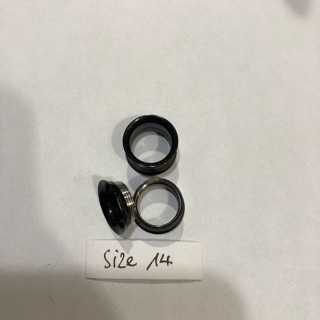 Đôi khuyên nong tai size 14 màu đen