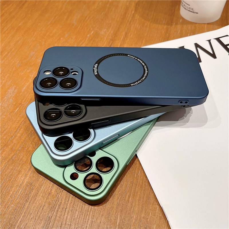 Ultra Ốp Điện Thoại Mềm Nhám Siêu Mỏng Có Nắp Lens Từ Tính Cho iPhone 13 13Pro 13Promax 12 Pro Max 12Pro 12