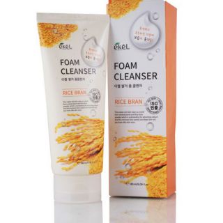 Sữa rửa mặt Ekel FOAM CLEANSER
