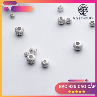 Charm bi bạc họa tiết xỏ ngang