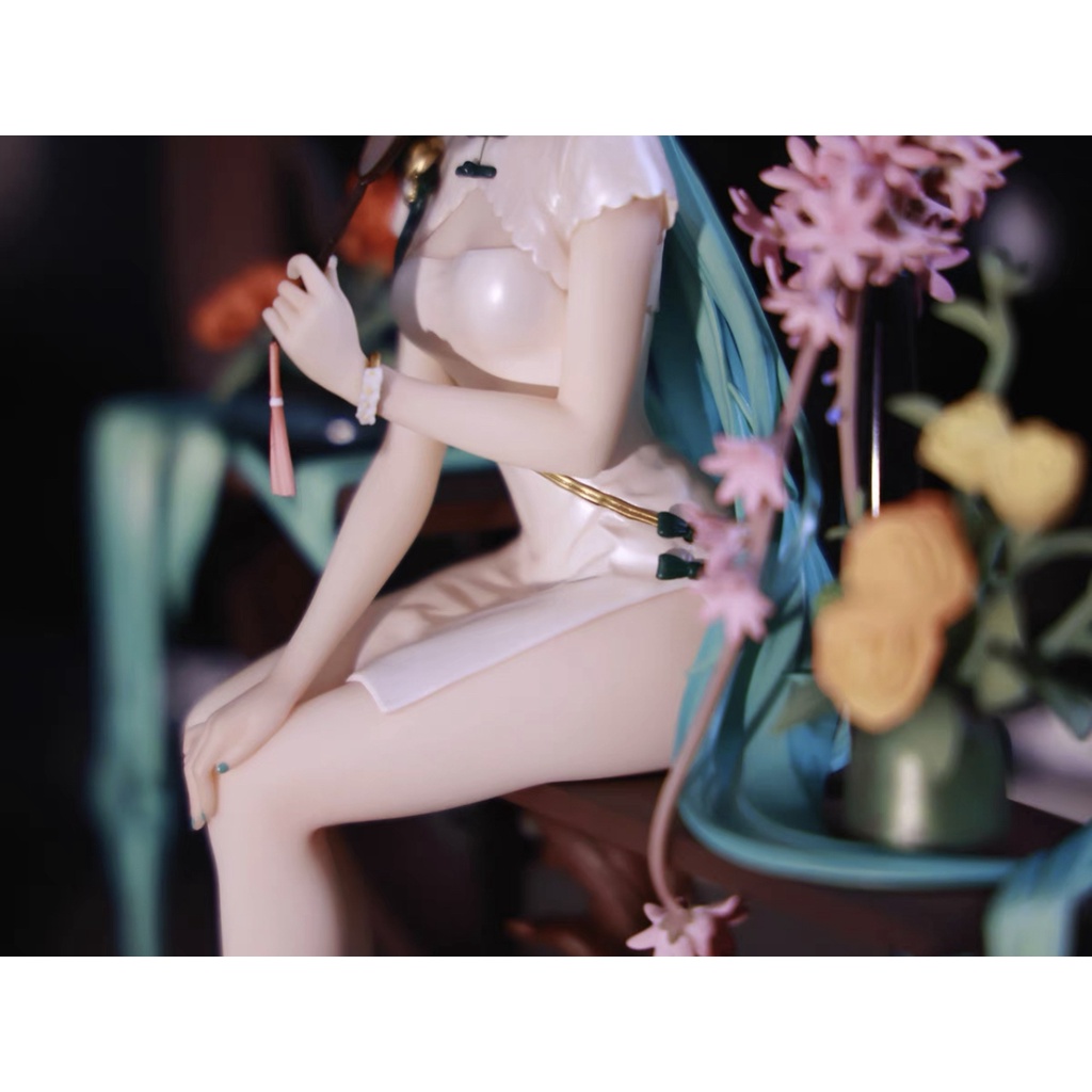 Mô Hình Hatsune Miku 1/7 Scale Pre-painted Figure Presented by Myethos