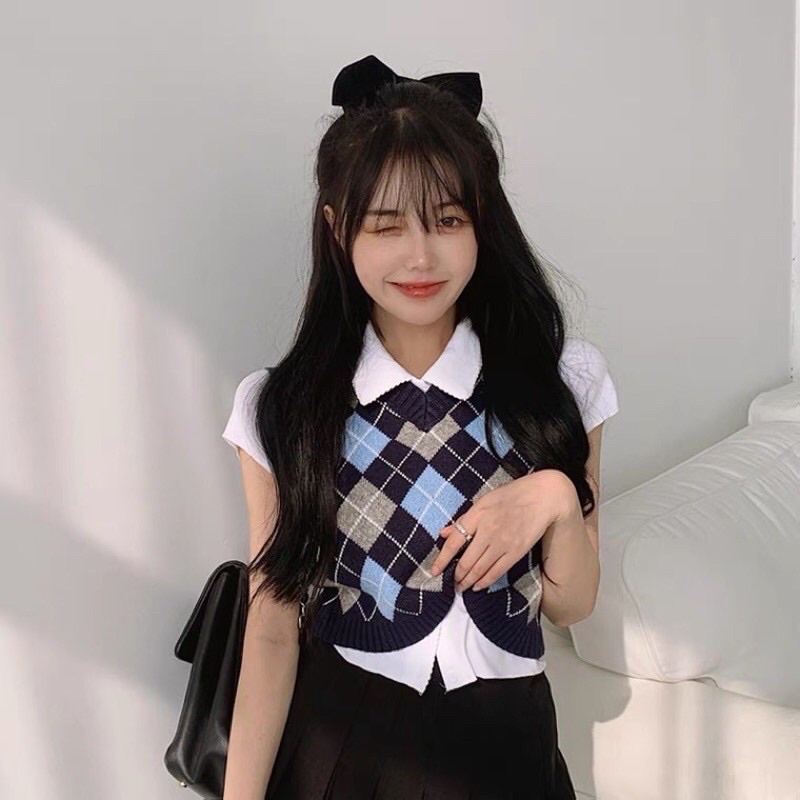 Áo Gile Len Cộc Tay Dáng Croptop Kèm Áo Polo Trắng Cực Xinh