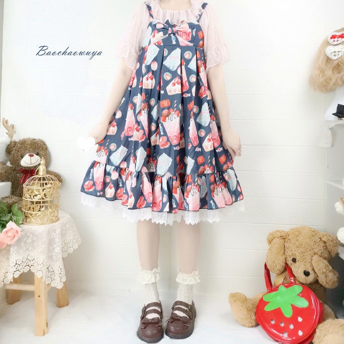 Đầm Lolita Hai Dây Họa Tiết Dâu Tây Dễ Thương Cho Nữ
