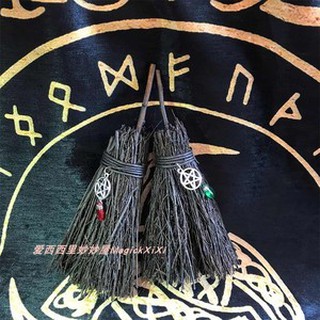 Chổi phù thủy (cỡ vừa) - Pentagram Witch Broom (Size Medium)