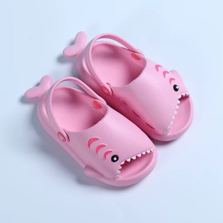 Sục cá mập xinh iu cho bé