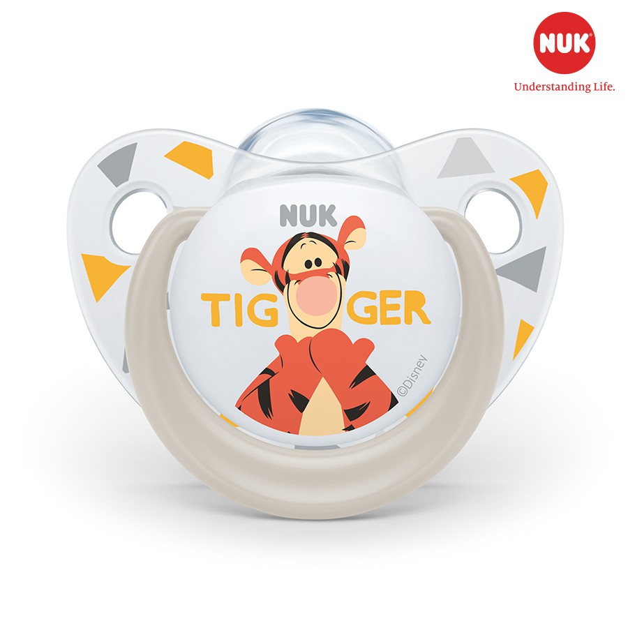 BỘ 2 TI GIẢ NUK SLEEPTIME SILICONE PLUS (DISNEY). Ti giả cho bé từ 0 - 6M. Tặng kèm tấm lót chống thấm cho bé.