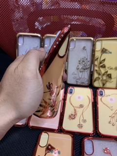 Ốp lưng iPhone X/Xs dẻo hoa đính đá
