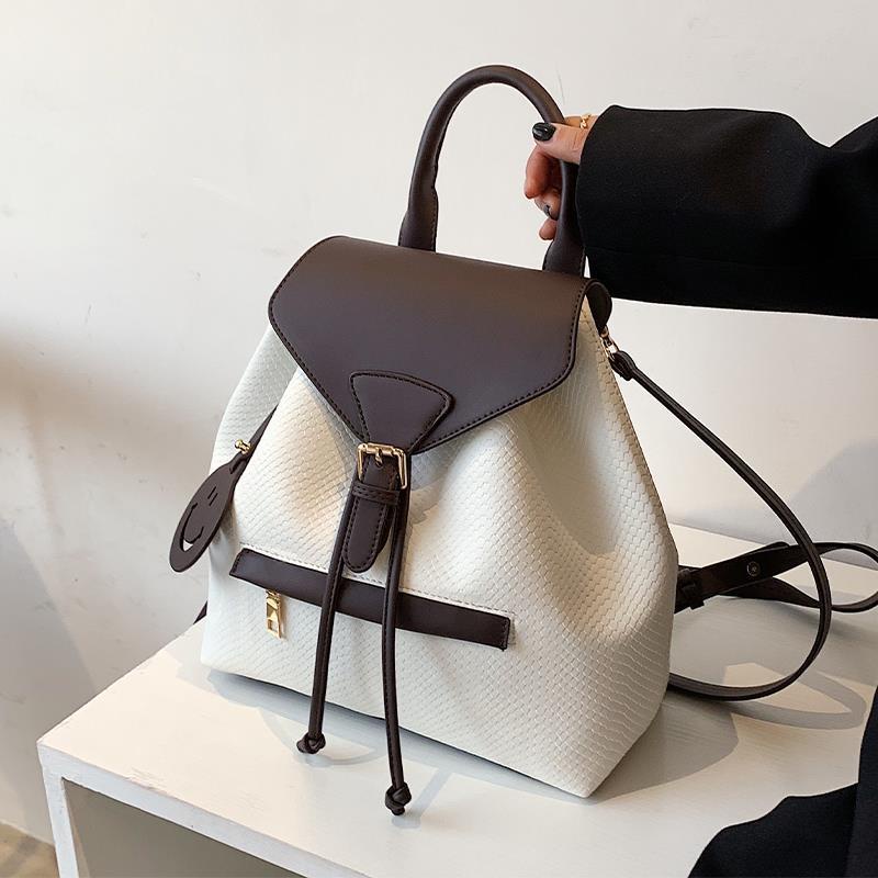 Balo kiểu dáng thời trang sành điệu cho nữ IELGY