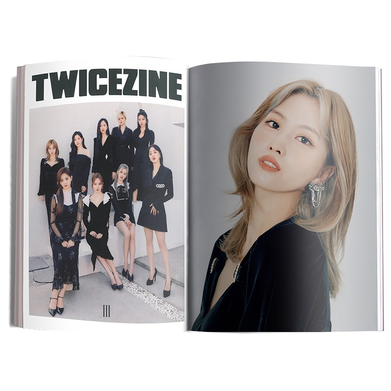 Album Ảnh Nhóm Nhạc TWICE 4Th World Tour