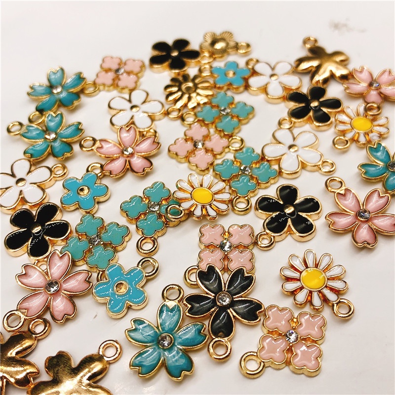 Set 4 hạt kim loại tráng men hình hoa làm vòng tay Handmade DIY