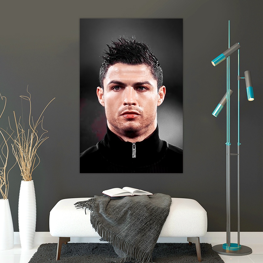 Decal Dán Tường Trang Trí Quán Ăn , Quầy Bar Hình Ronaldo Manchester United Kích Thước 60*40cm