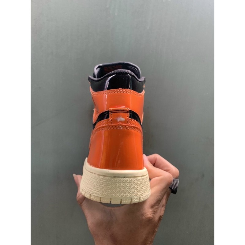 [ VIDEO + ẢNH THẬT ] GIÀY SNEAKER JORDAN CAO CỔ CAM BÓNG | BigBuy360 - bigbuy360.vn