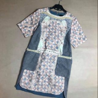 Đầm dáng suông