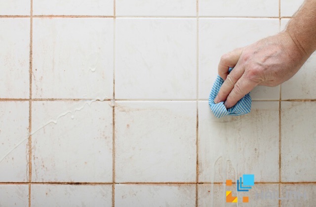 Tẩy Bê Tông Xi Măng- Tẩy Trắng Gạch Men, Nhà Tắm- Sạch ố Bẩn.