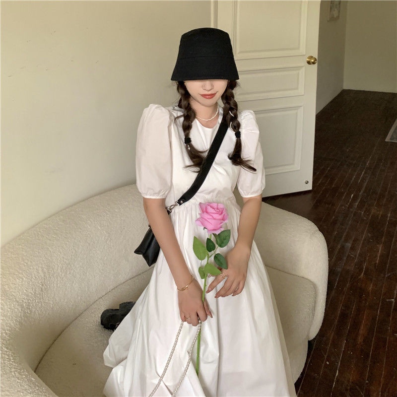 Đầm trắng tay phồng chiết eo dáng rộng phong cách Retro Pháp thanh lịch