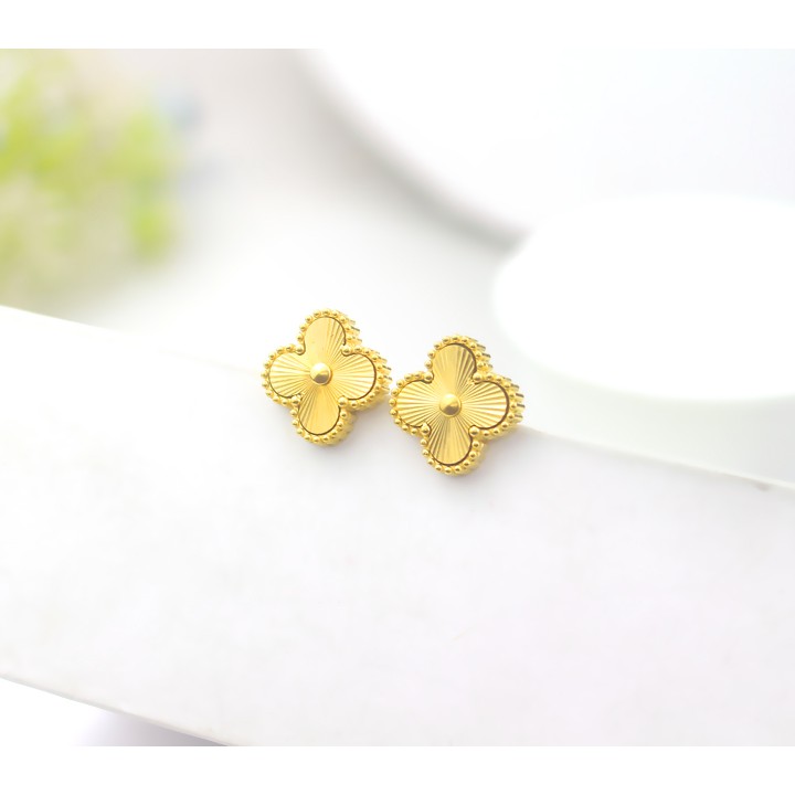 Bông tai nữ tittan cao cấp kiểu hoa 4 cánh siêu đẹp bền màu - Tặng hộp - Đem lại vẻ đẹp quyến rũ cho người đeo